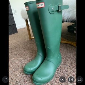 Hunter Womens Original Tall Rain Boots Matte Green